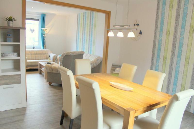 Appartment Vermietung Luetje Бюзум Екстер'єр фото